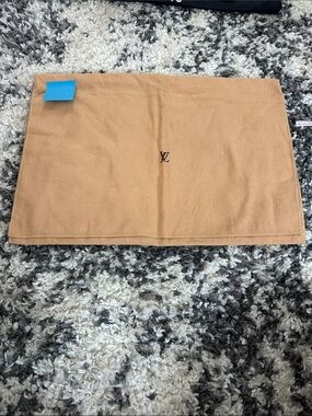 Louis Vuitton Tan Dust Bag with Center LV Logo